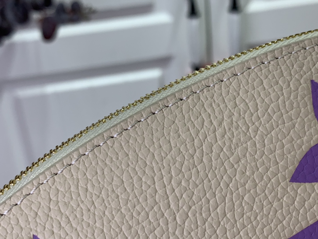 ルイヴィトン ポシェット・コスメティック PM ホワイト キャンディ バイオレット M24378 レザー ゴールド金具 - 画像 (4)