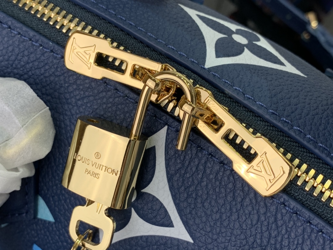 ルイヴィトン ハンドバッグ モノグラム・アンプラント モノグラム・ジャイアント スピーディ・バンドリエール20 ブルー M46517 レザー ゴールド金具 - 画像 (4)