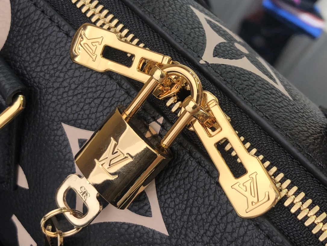 ルイヴィトン スピーディ バンドリエール 20 モノグラム アンプラント ブラック M58953 バイカラー モノグラム・アンプラント レザー ゴールド金具 - 画像 (14)