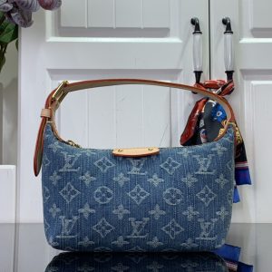 最高級ルイヴィトンスーパーコピー ルイヴィトンバッグコピー 新作 LV リミックス ポシェット・ヒルズ ブルーデニム M82949 モノグラム・デニム ゴールド金具