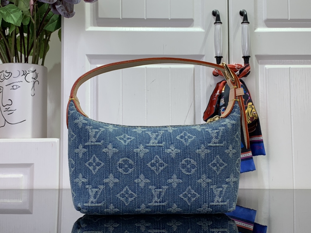 最高級ルイヴィトンスーパーコピー ルイヴィトンバッグコピー 新作 LV リミックス ポシェット・ヒルズ ブルーデニム M82949 モノグラム・デニム ゴールド金具 - 画像 (8)