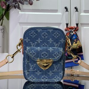 最高級ルイヴィトンスーパーコピー ルイヴィトンバッグコピー 新作 LV リミックス ポシェット・フェアファックス ブルーデニム M82948 モノグラム・デニム ゴールド金具