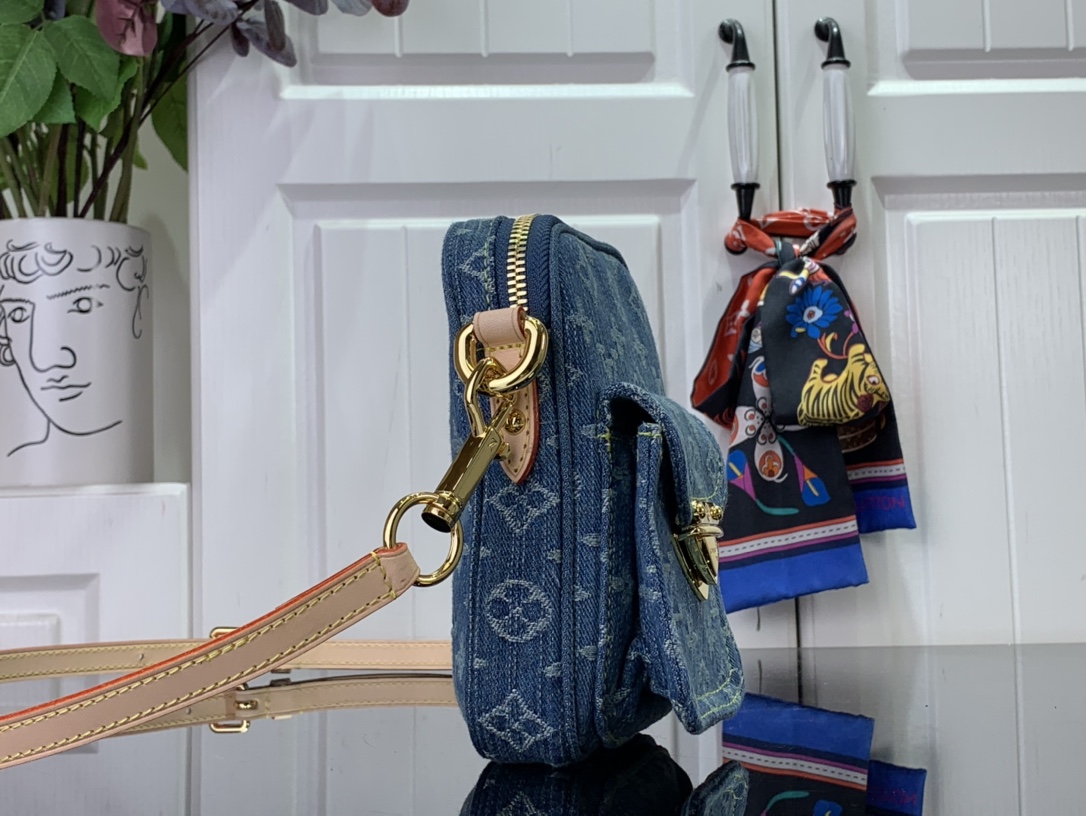 最高級ルイヴィトンスーパーコピー ルイヴィトンバッグコピー 新作 LV リミックス ポシェット・フェアファックス ブルーデニム M82948 モノグラム・デニム ゴールド金具 - 画像 (9)
