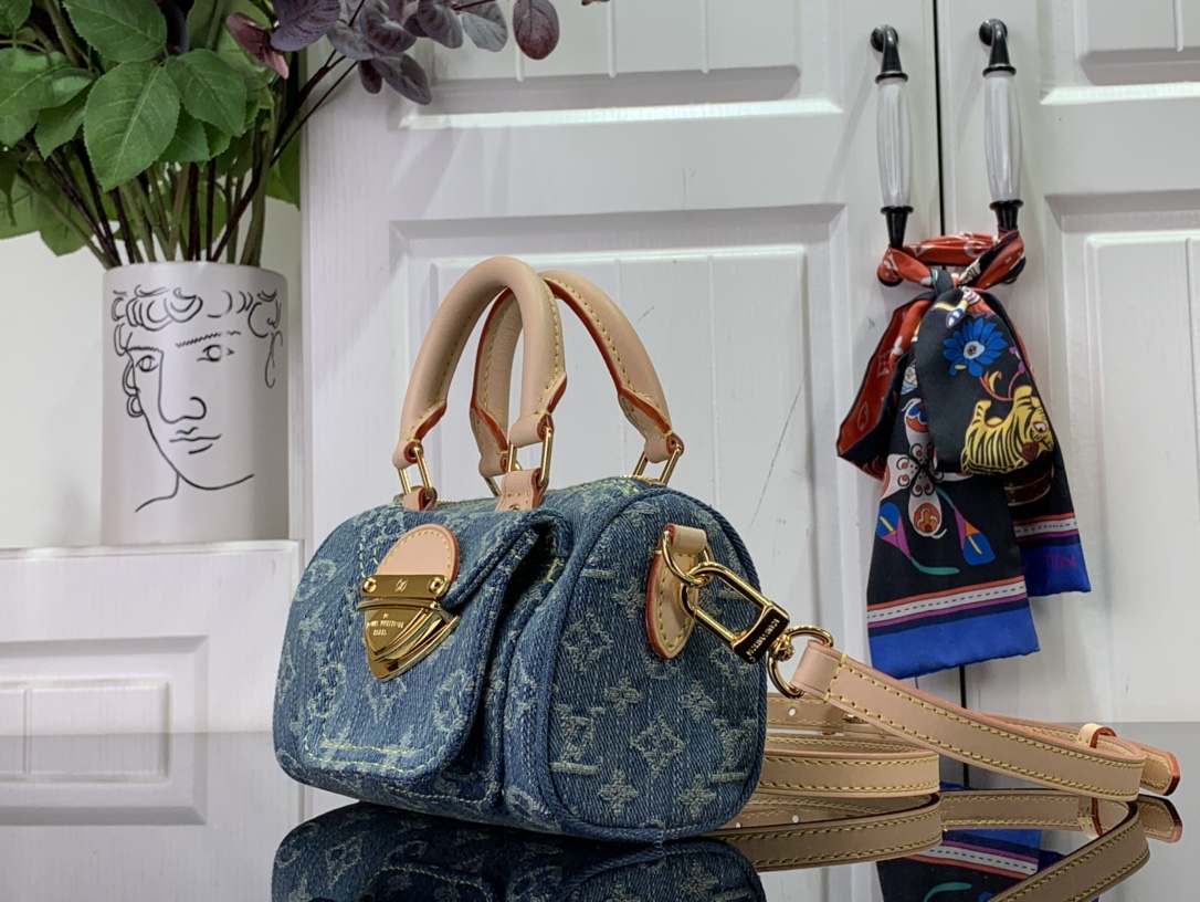 最高級ルイヴィトンスーパーコピー ルイヴィトンバッグコピー 新作 LV リミックス ナノ・スピーディ ブルーデニム M82950 モノグラム・デニム ゴールド金具 - 画像 (9)