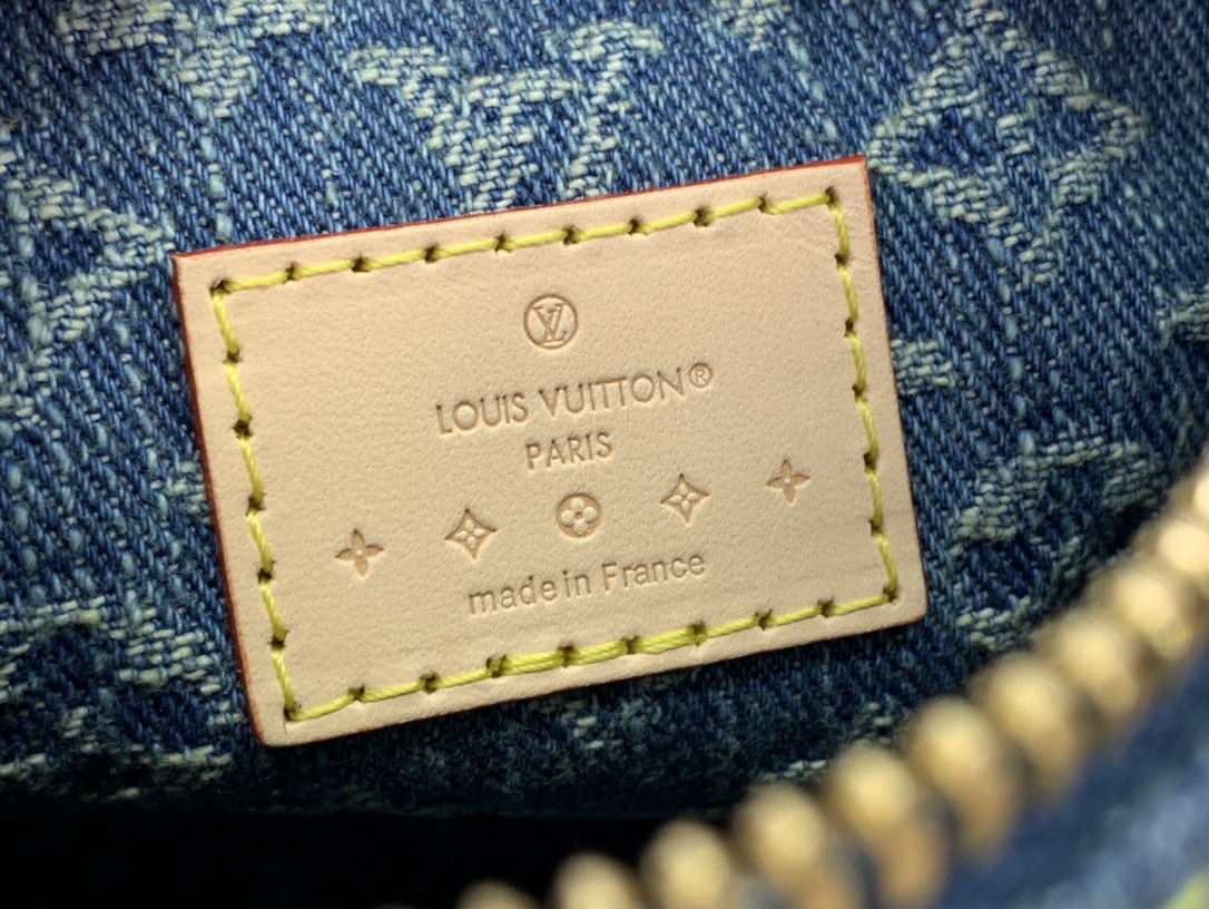 最高級ルイヴィトンスーパーコピー ルイヴィトンバッグコピー 新作 LV リミックス ナノ・スピーディ ブルーデニム M82950 モノグラム・デニム ゴールド金具 - 画像 (2)