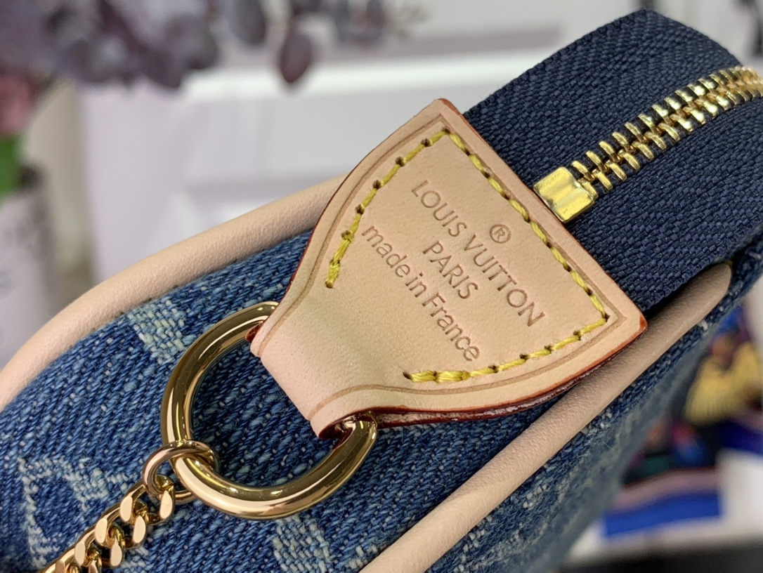 最高級ルイヴィトンスーパーコピー ルイヴィトンカードキーケースコピー 新作 LV リミックス カードキーケース ポシェット・クレ ブルーデニム M82960 モノグラム・デニム ゴールド金具 - 画像 (4)