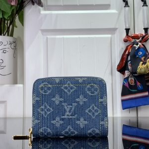 最高級ルイヴィトンスーパーコピー ルイヴィトン財布コピー 新作 LV リミックス ジッピー・コイン パース ブルーデニム M82957 モノグラム・デニム ゴールド金具