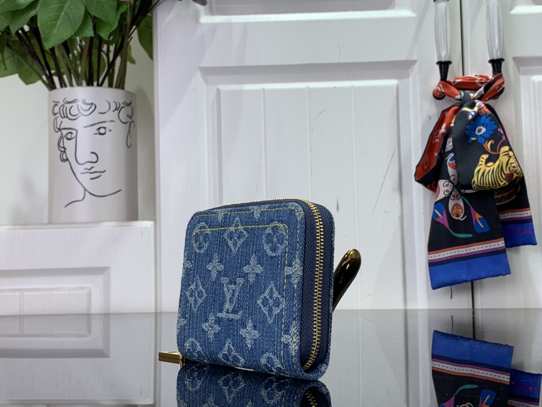 最高級ルイヴィトンスーパーコピー ルイヴィトン財布コピー 新作 LV リミックス ジッピー・コイン パース ブルーデニム M82957 モノグラム・デニム ゴールド金具 - 画像 (9)