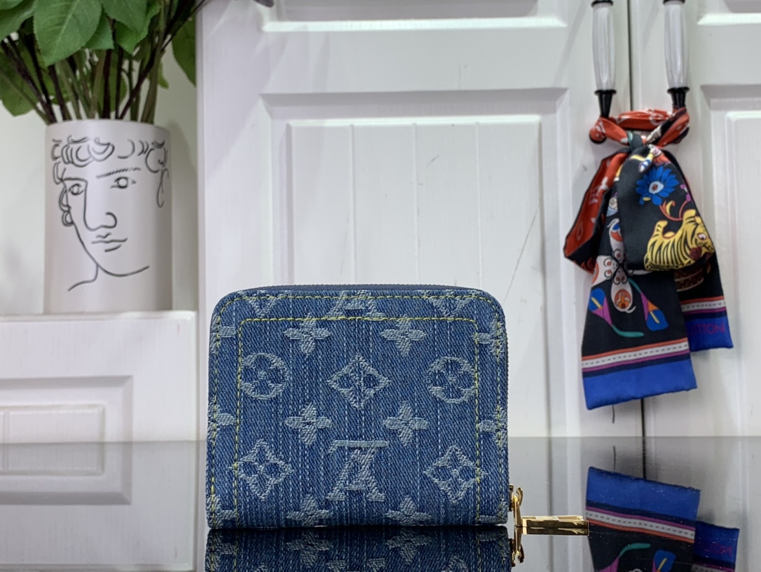 最高級ルイヴィトンスーパーコピー ルイヴィトン財布コピー 新作 LV リミックス ジッピー・コイン パース ブルーデニム M82957 モノグラム・デニム ゴールド金具 - 画像 (8)