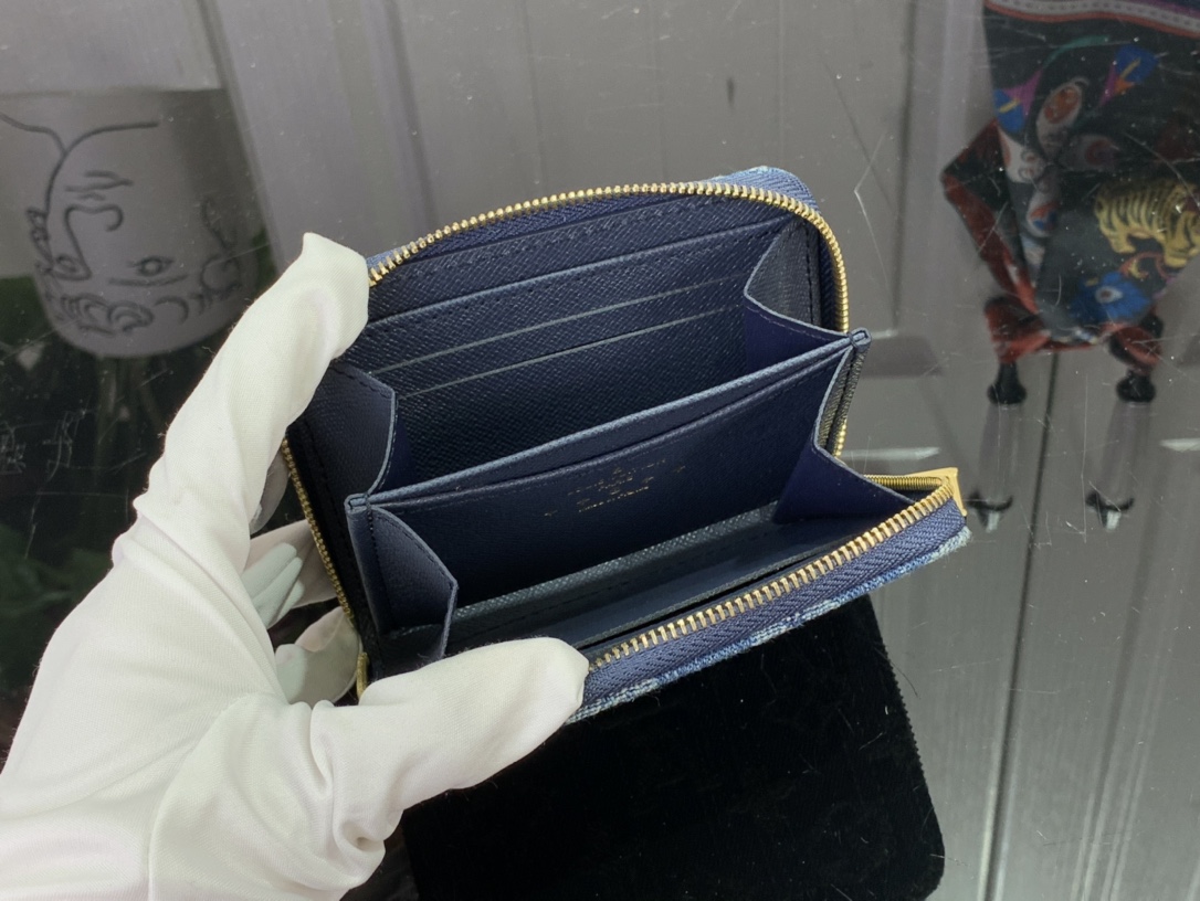 最高級ルイヴィトンスーパーコピー ルイヴィトン財布コピー 新作 LV リミックス ジッピー・コイン パース ブルーデニム M82957 モノグラム・デニム ゴールド金具 - 画像 (5)