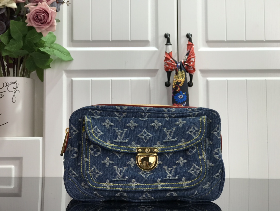 最高級ルイヴィトンスーパーコピー ルイヴィトンバッグコピー 新作 LV リミックス サンセット ブルーデニム M44466 モノグラム・デニム ゴールド金具