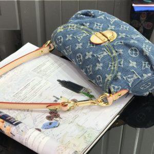 最高級ルイヴィトンスーパーコピー ルイヴィトンバッグコピー 新作 LV リミックス サンセット ブルーデニム M46829 モノグラム・デニム ゴールド金具