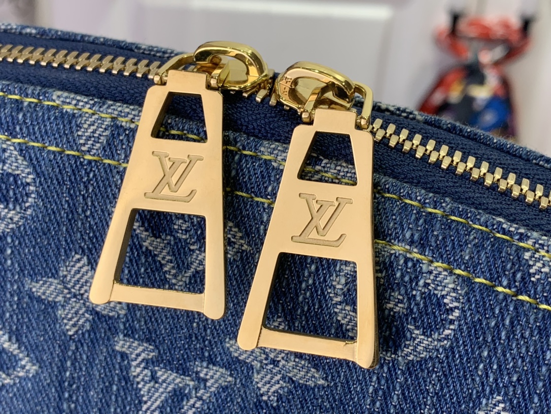 最高級ルイヴィトンスーパーコピー ルイヴィトンバッグコピー 新作 LV リミックス サンセット ブルーデニム M24317 モノグラム・デニム ゴールド金具 - 画像 (5)