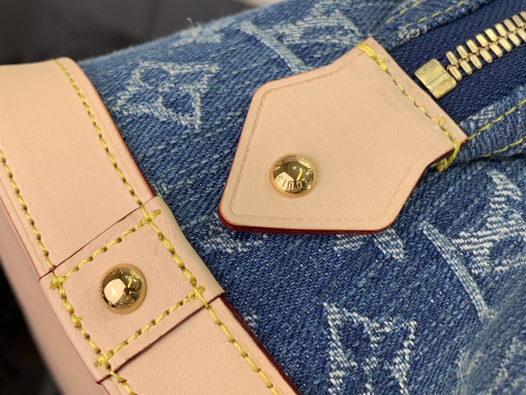 最高級ルイヴィトンスーパーコピー ルイヴィトンバッグコピー 新作 LV リミックス サンセット ブルーデニム M24317 モノグラム・デニム ゴールド金具 - 画像 (4)