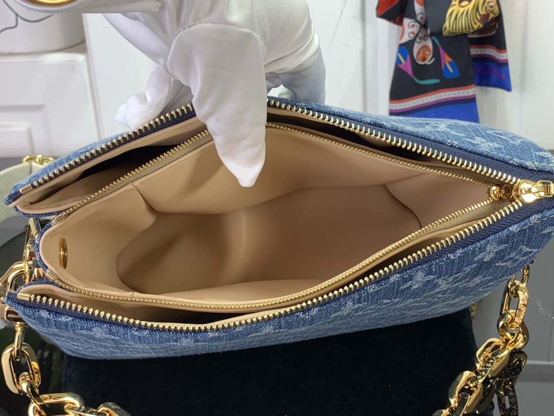 最高級ルイヴィトンスーパーコピー ルイヴィトンバッグコピー 新作 LV リミックス クッサン PM ブルーデニム M24564 モノグラム・デニム ゴールド金具 - 画像 (3)