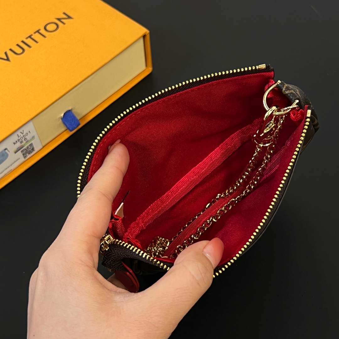 最高級ルイヴィトンスーパーコピー ルイヴィトンポシェットコピー ミニ・ポシェット・アクセソワール モノグラム レッド M82623 モノグラム・キャンバス ゴールド金具 lv202401082 - 画像 (2)