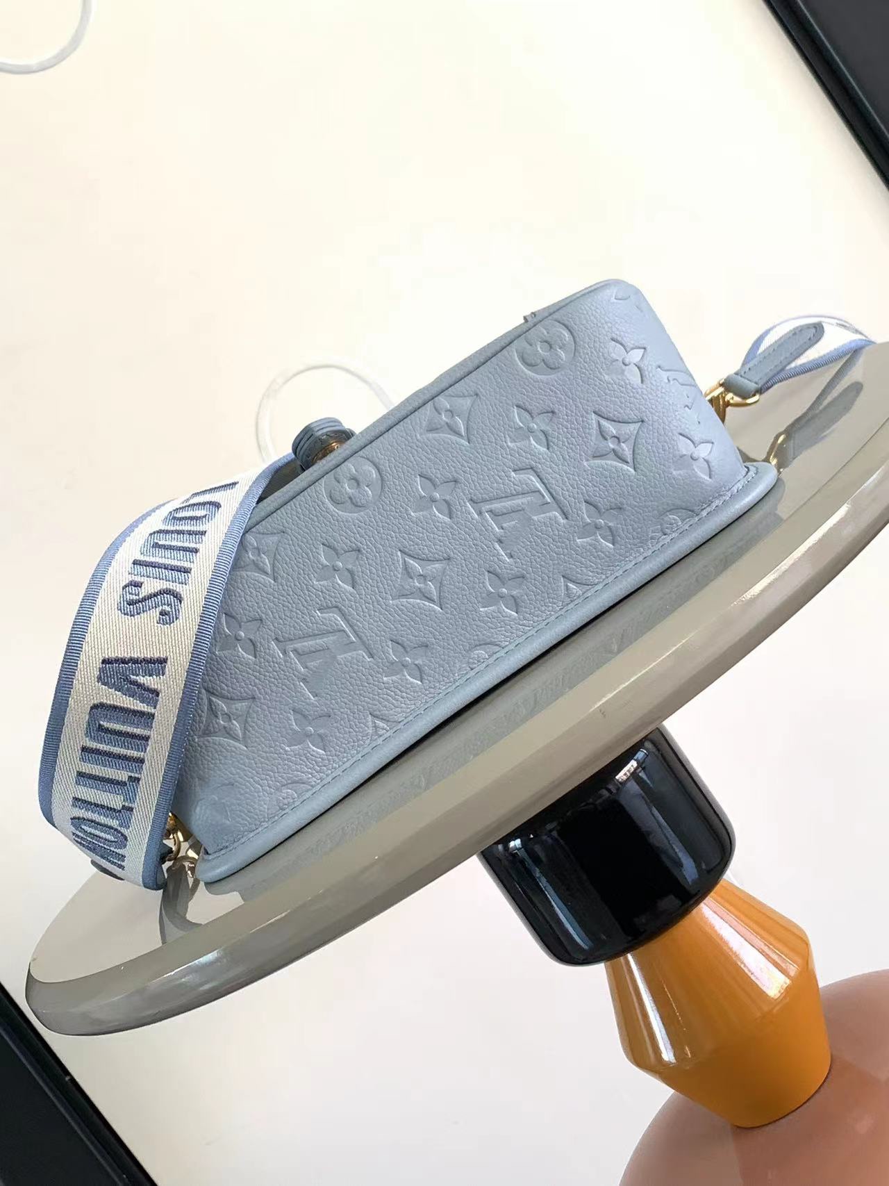 最高級ルイヴィトンスーパーコピー ルイヴィトンバッグコピー Diane ブルー M46846 モノグラム・アンプラント ゴールド金具 - 画像 (7)