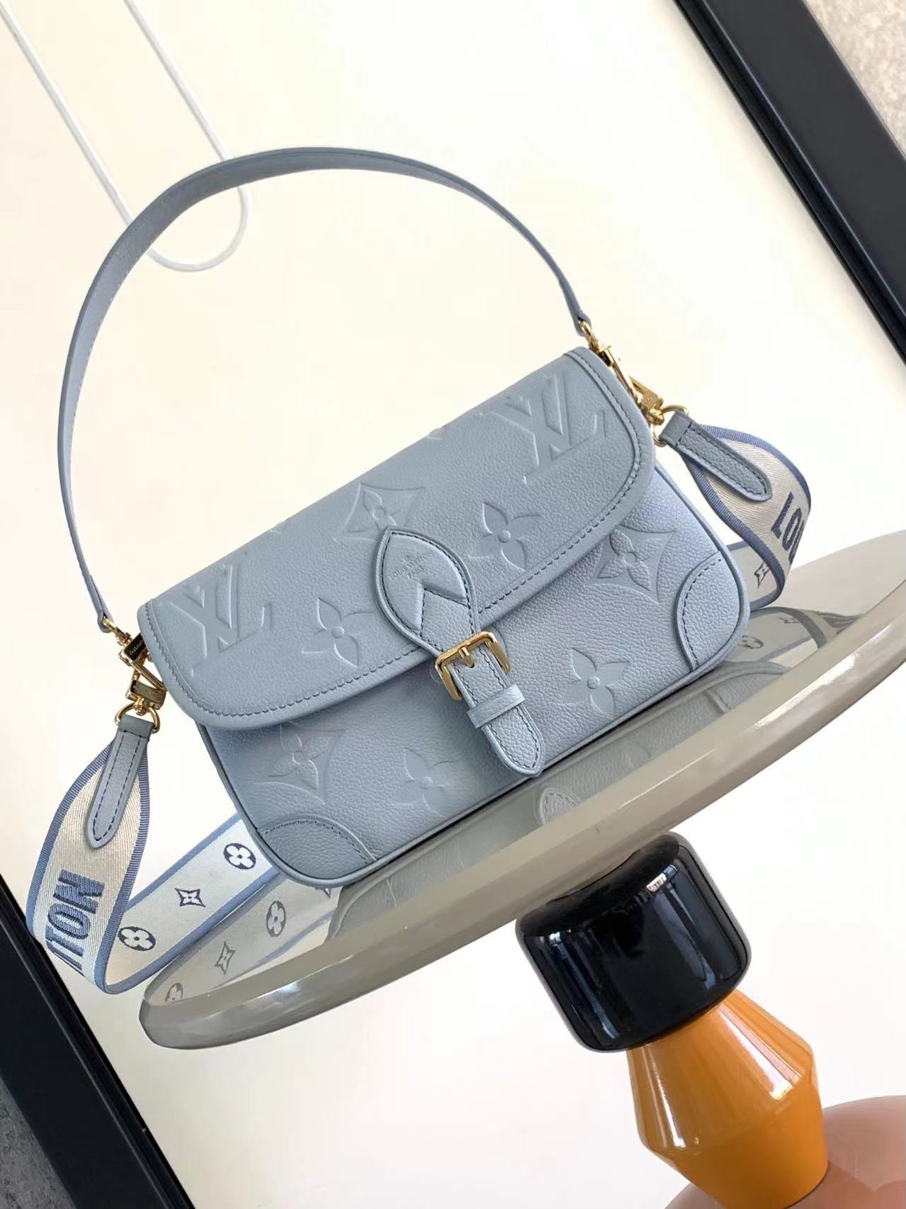 最高級ルイヴィトンスーパーコピー ルイヴィトンバッグコピー Diane ブルー M46846 モノグラム・アンプラント ゴールド金具
