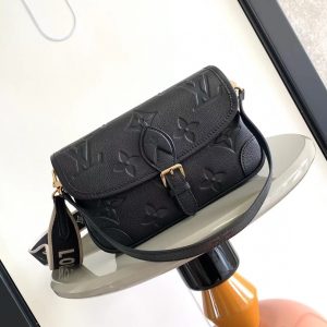 最高級ルイヴィトンスーパーコピー ルイヴィトンバッグコピー Diane ノワール M46386 モノグラム・アンプラント レザー ゴールド金具