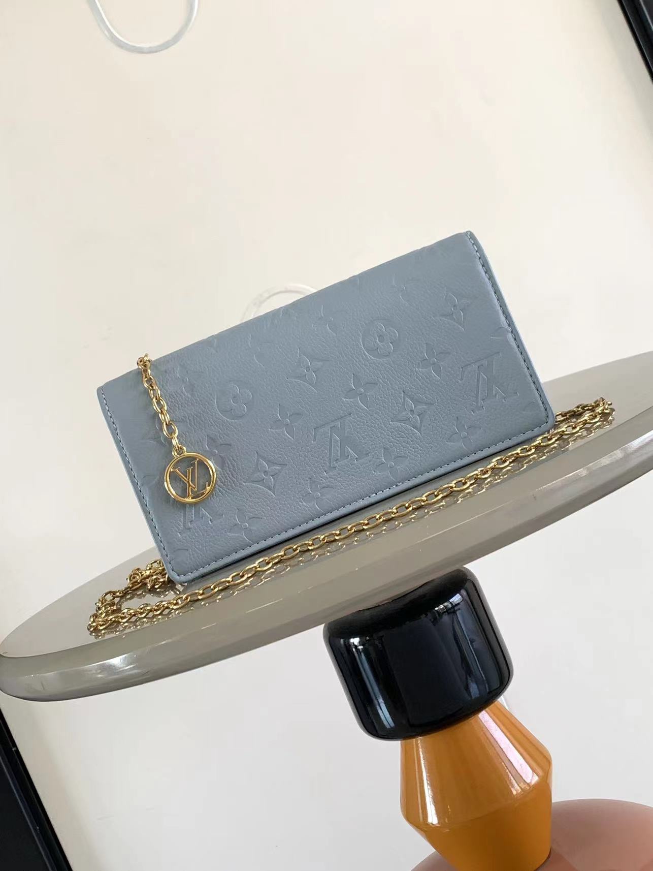 最高級ルイヴィトンスーパーコピー ルイヴィトンバッグコピー Wallet On Chain Metis ブルー M83233 モノグラム・アンプラント ゴールド金具 - 画像 (8)