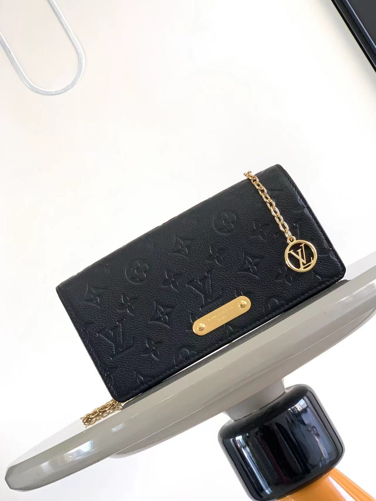 最高級ルイヴィトンスーパーコピー ルイヴィトンバッグコピー Wallet On Chain Metis ブラック M83233 モノグラム・アンプラント ゴールド金具