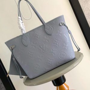 最高級ルイヴィトンスーパーコピー ルイヴィトンバッグコピー ネヴァーフル MM ブルー M46482 エンボス加工したグレインレザー ゴールド金具