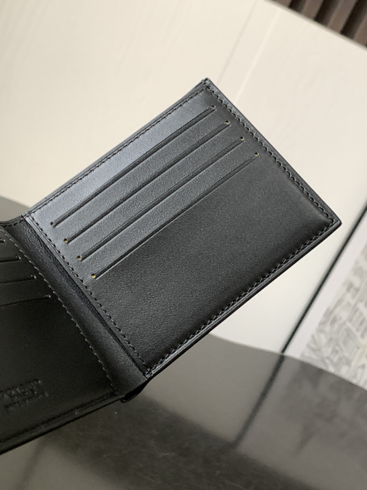 最高級ゴヤールスーパーコピー ゴヤール財布コピー ヴィクトワール ウォレット ブラック VICTO8PMLTY01CL01X レザー - 画像 (4)