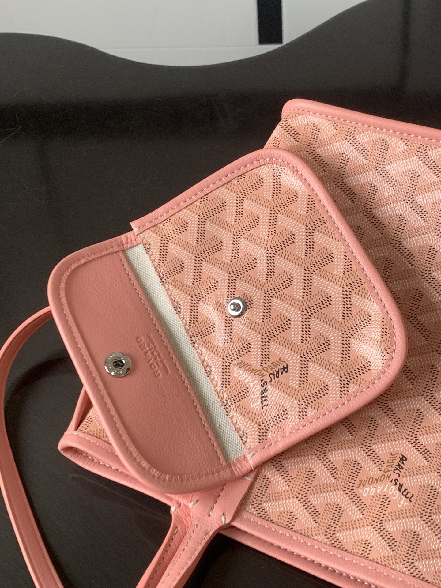最高級ゴヤールスーパーコピー ゴヤールトートバッグコピー アンジュミニポーチ Coral ANJOUSMINCG20TY20P レザー シルバー金具 - 画像 (4)