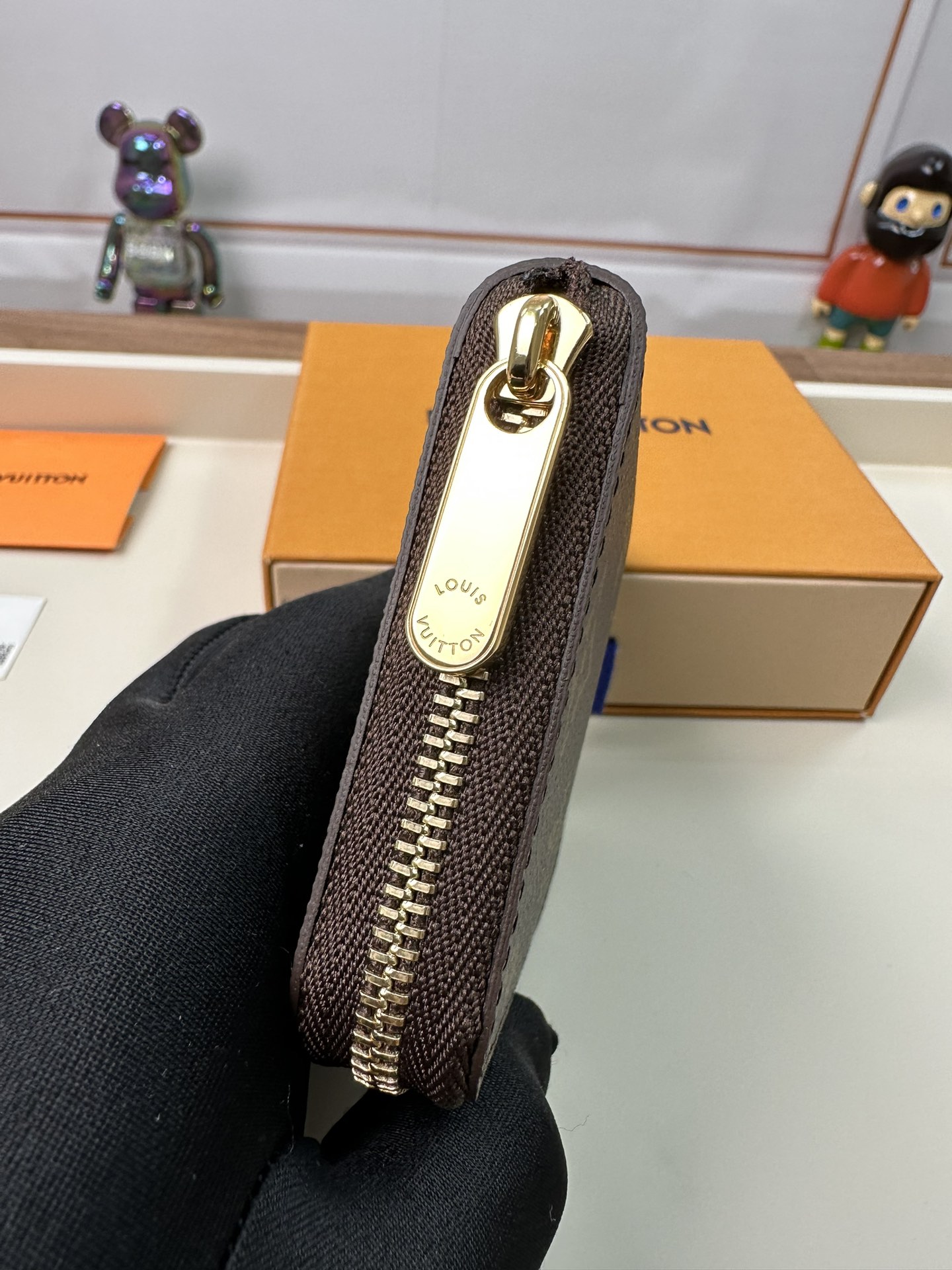 最高級ルイヴィトンスーパーコピー ルイヴィトン財布コピー ジッピー・コイン パース ダークブラウン M60067 モノグラム・キャンバス - 画像 (7)
