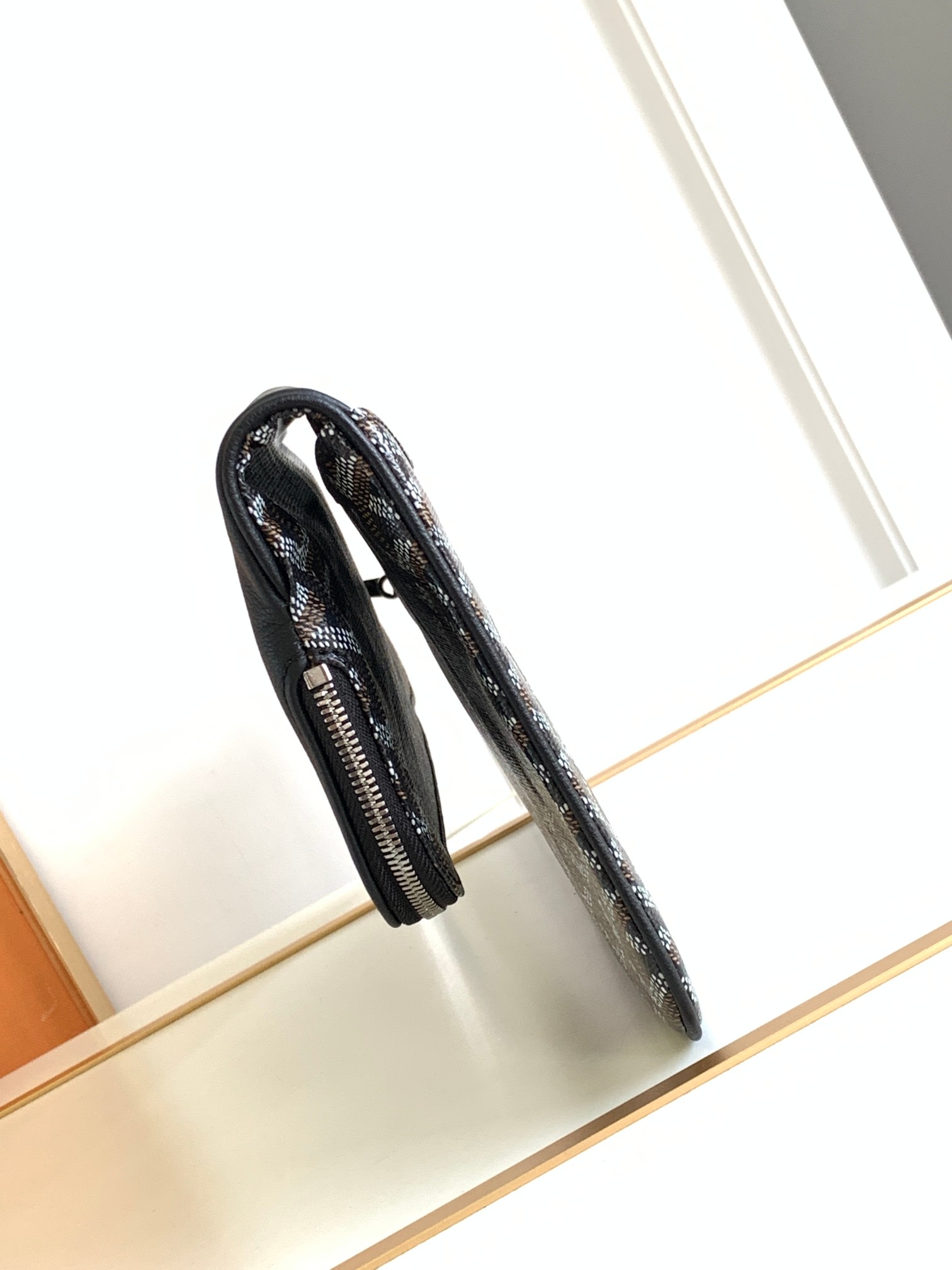 最高級ゴヤールスーパーコピー ゴヤールポーチコピー サン・マリーMMクラッチバッグ ブラック STMARIMMLTY01CL01P レザー シルバー金具 - 画像 (8)