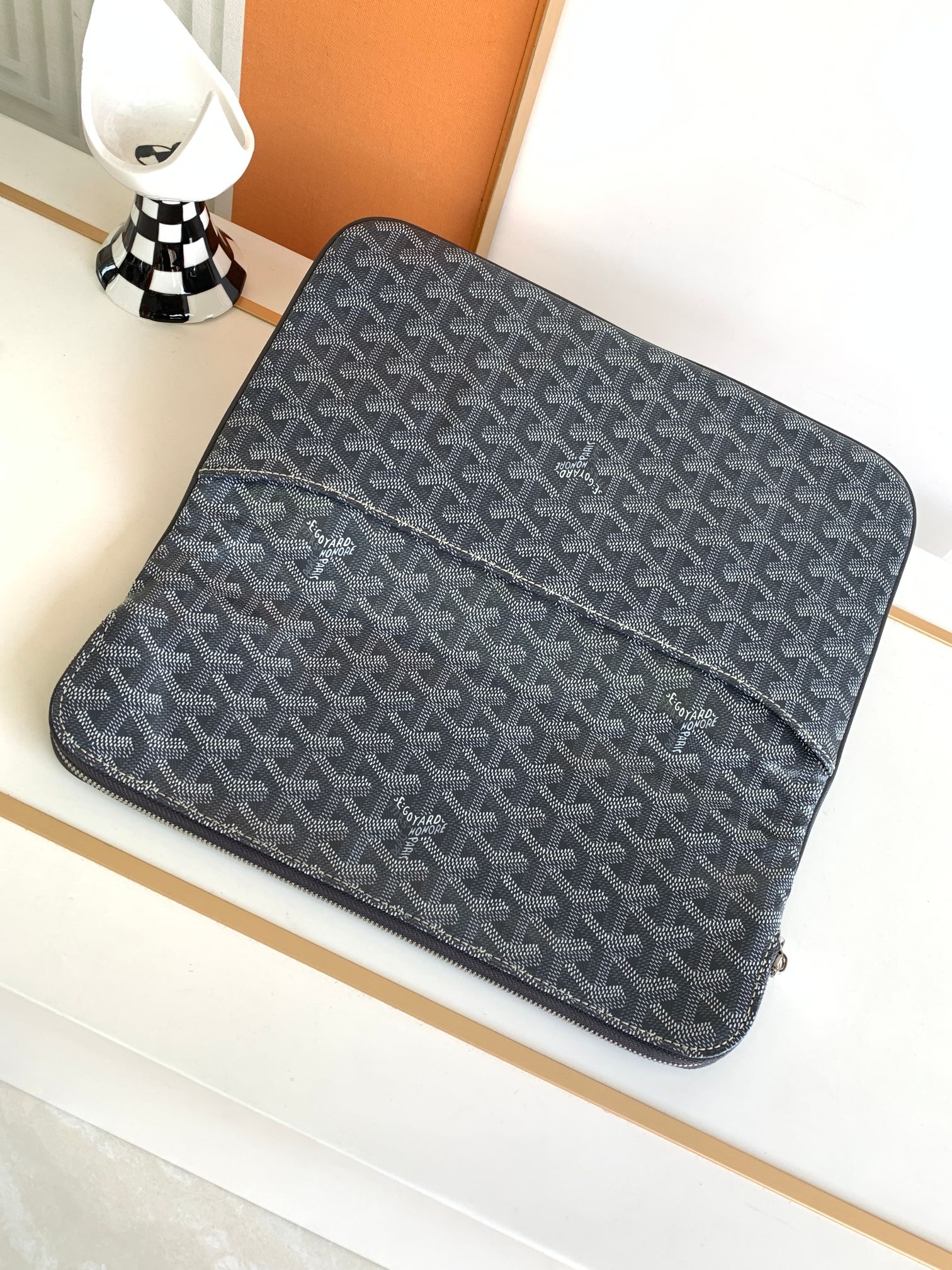 最高級ゴヤールスーパーコピー ゴヤールポーチコピー サン・マリーMMクラッチバッグ グレー STMARIMMLTY51CL51P レザー シルバー金具 - 画像 (8)