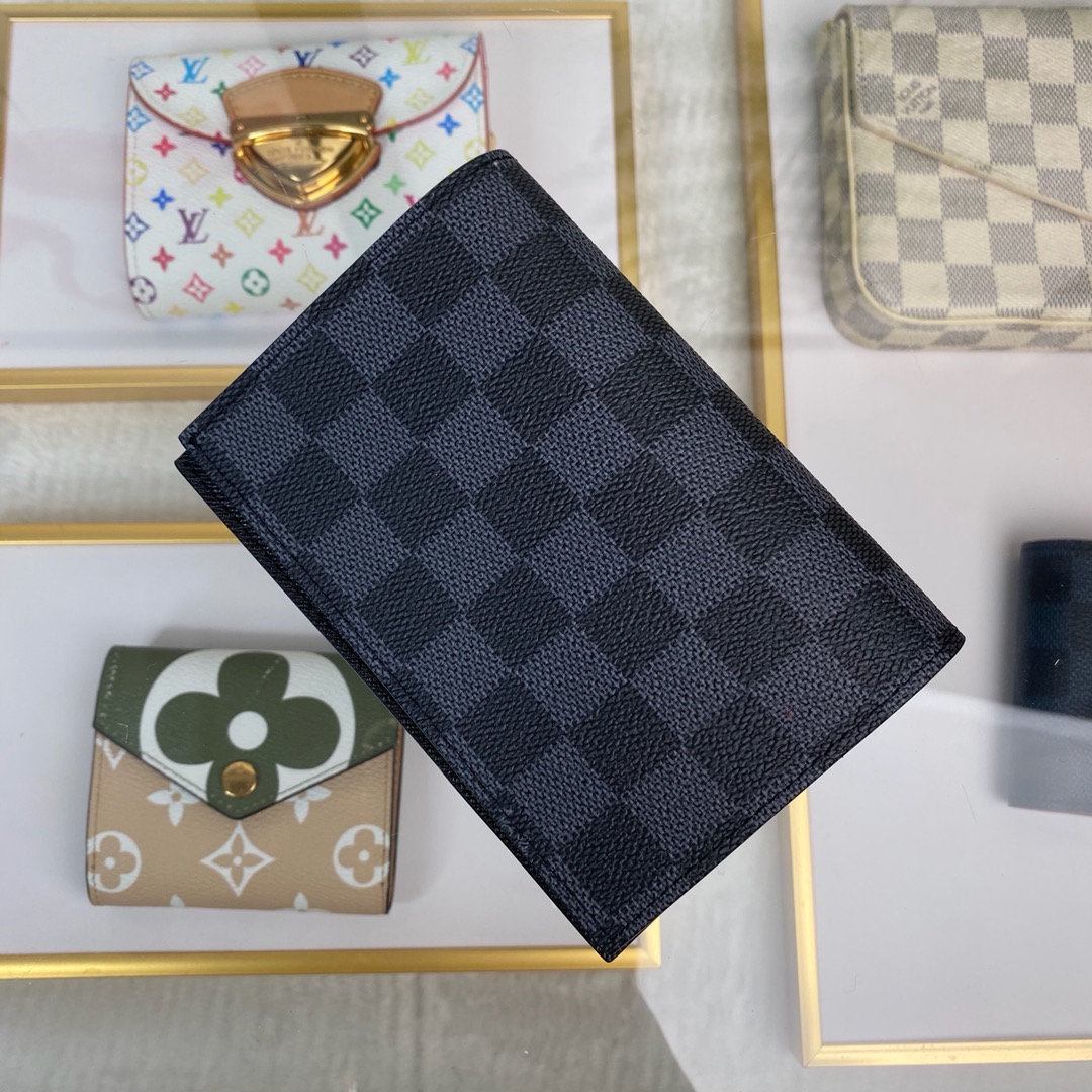 最高級ルイヴィトンスーパーコピー ルイヴィトン財布コピー パスポートカバー クーヴェルテュール・パスポール NM ブラック N64411 ダミエ・グラフィット キャンバス - 画像 (8)