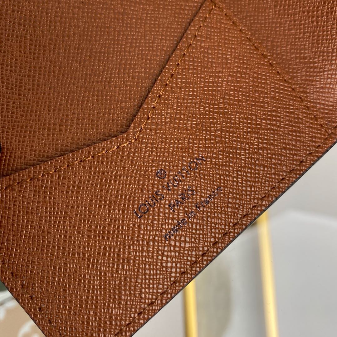 最高級ルイヴィトンスーパーコピー ルイヴィトン財布コピー パスポートカバー クーヴェルテュール・パスポール NM ダークブラウン M64502 モノグラム・キャンバス - 画像 (4)