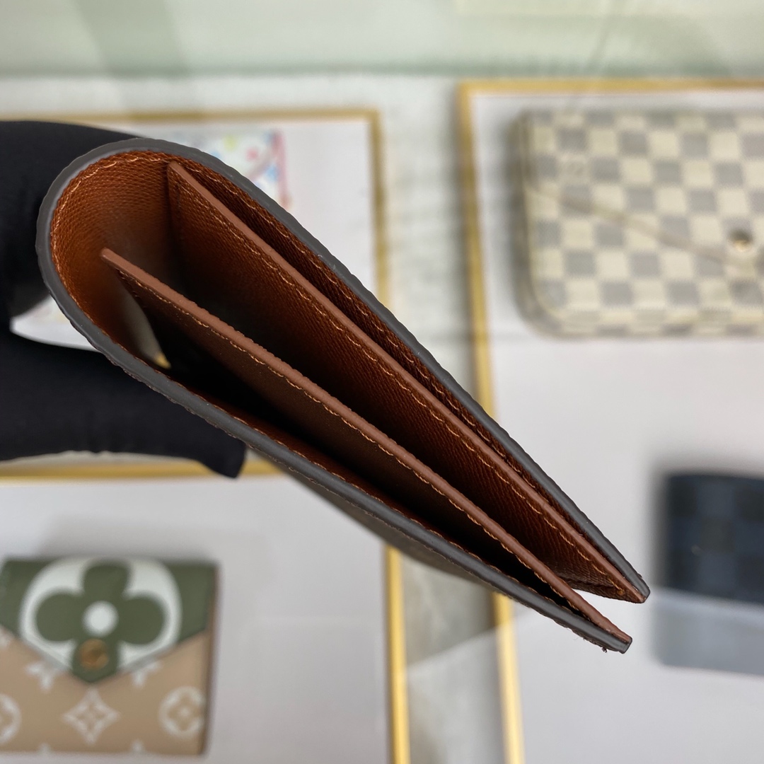 最高級ルイヴィトンスーパーコピー ルイヴィトン財布コピー パスポートカバー クーヴェルテュール・パスポール NM ダークブラウン M64502 モノグラム・キャンバス - 画像 (3)