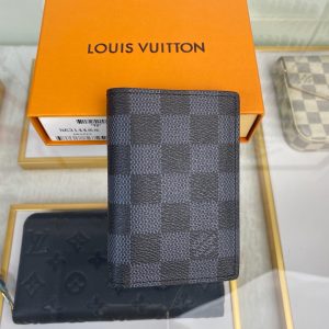 最高級ルイヴィトンスーパーコピー ルイヴィトンカードケースコピー カードケース オーガナイザー・ドゥ ポッシュ ブラック M63144 ダミエ・グラフィット キャンバス