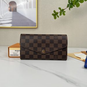 最高級ルイヴィトンスーパーコピー ルイヴィトン財布コピー ポルトフォイユ･サラ ローズ・バレリーヌ N60114 ダミエ･エベヌ キャンバス ゴールド金具