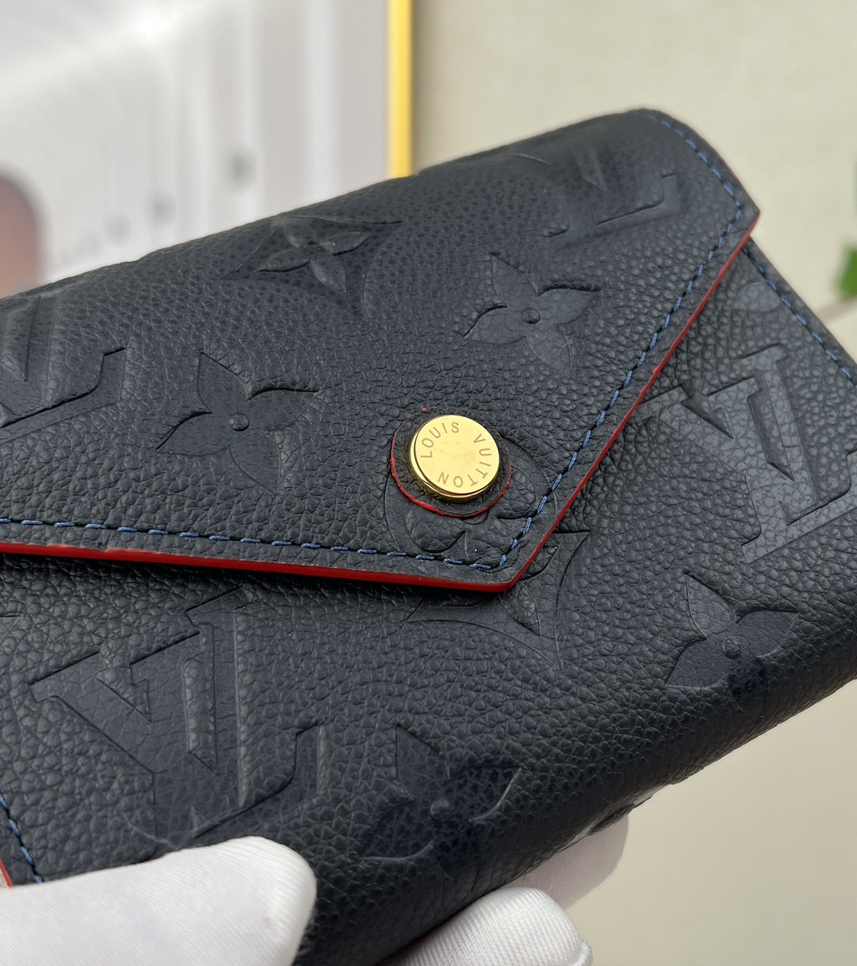 最高級ルイヴィトンスーパーコピー ルイヴィトン財布コピー ポルトフォイユ・ヴィクトリーヌ ネイビー ブルー M83590 モノグラム・アンプラント レザー ゴールド金具 - 画像 (6)