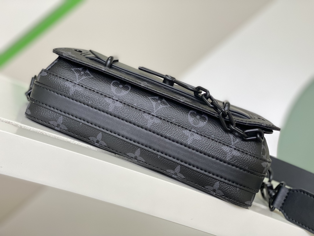 最高級ルイヴィトンスーパーコピー ルイヴィトンバッグコピー スティーマー・メッセンジャー ブラック M45585 モノグラム・エクリプス キャンバス ブラック金具 - 画像 (7)