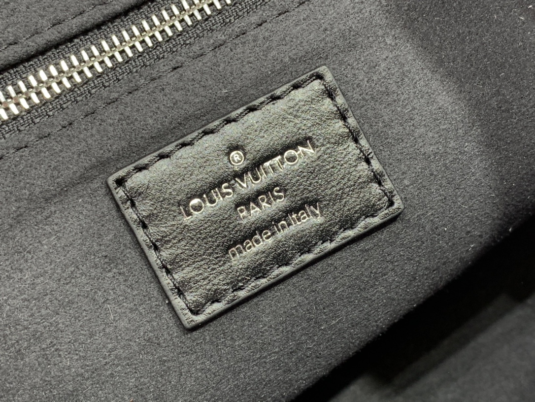 最高級ルイヴィトンスーパーコピー ルイヴィトンバッグコピー キャリーオール・カーゴ PM ブラック M24861 ラムレザー シルバー金具 - 画像 (2)