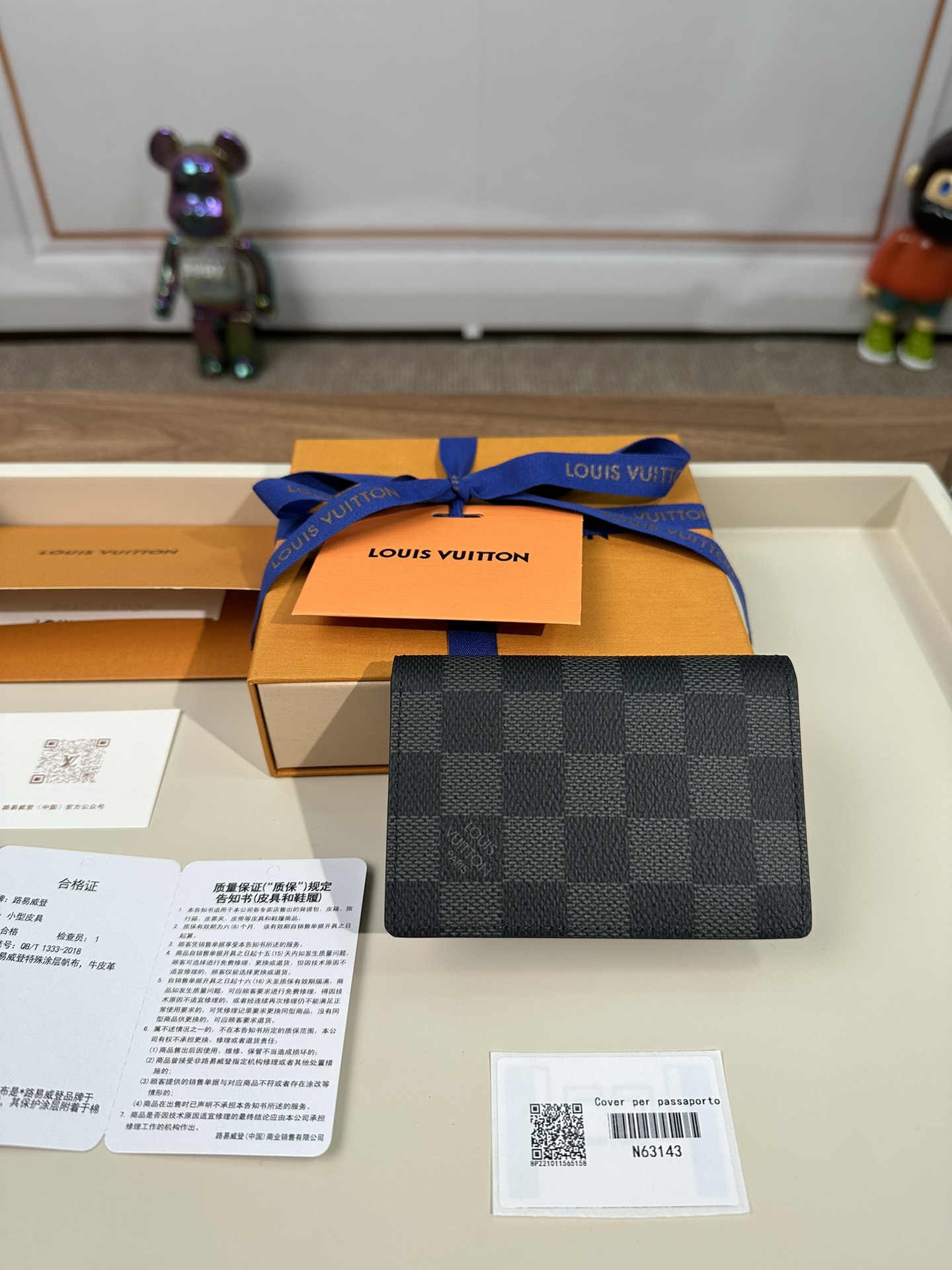 最高級ルイヴィトンスーパーコピー ルイヴィトンカードケースコピー カードケース オーガナイザー・ドゥ ポッシュ ブラック N63143 ダミエ・グラフィット キャンバス