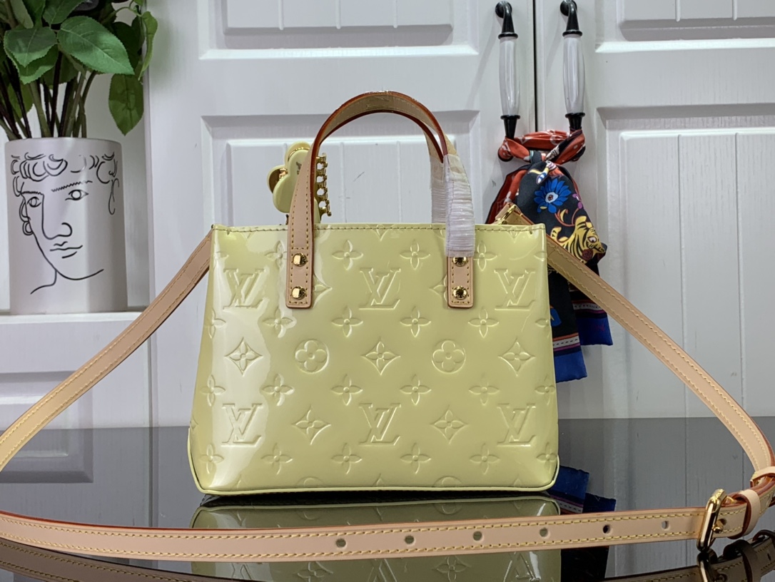 最高級ルイヴィトンスーパーコピー ルイヴィトンバッグコピー 新作 LV リミックス リード PM シック、イエロー M24144 エンボス加工を施したモノグラム・ヴェルニ レザー ゴールド金具 - 画像 (8)