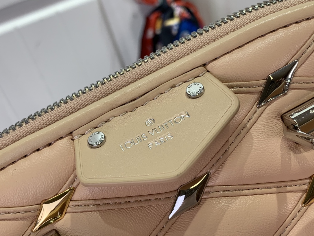 最高級ルイヴィトンスーパーコピー ルイヴィトンバッグコピー アルマ BB ベージュ M24153 ラムレザー シルバー金具 - 画像 (5)