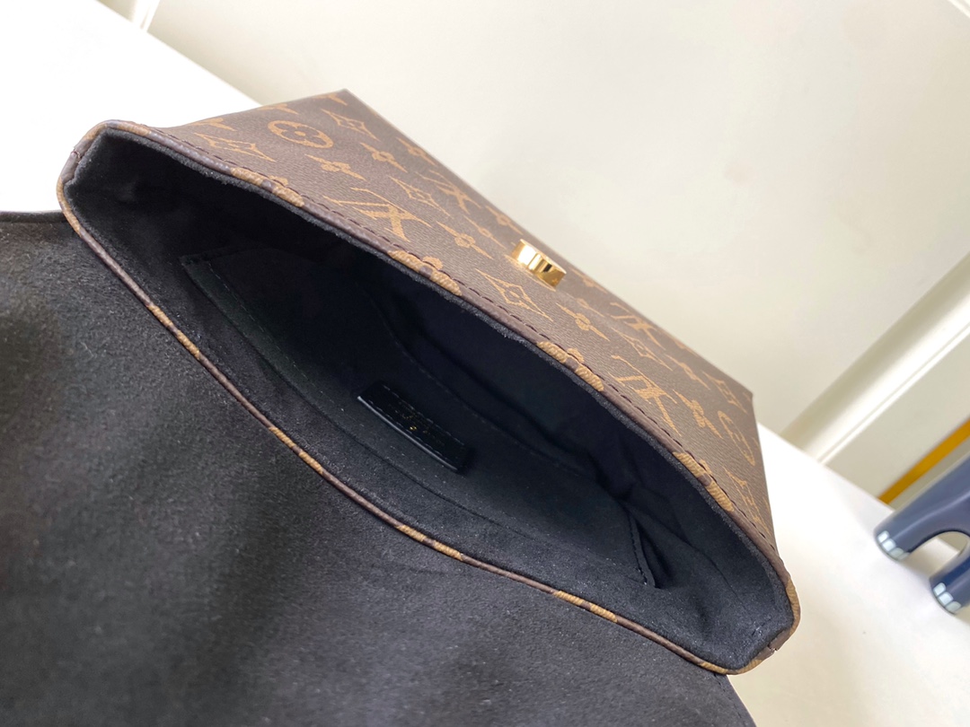 最高級ルイヴィトンスーパーコピー ルイヴィトン ハンドバッグ コピー ロッキー BB ノワール M44141 モノグラム・キャンバス、スムースレザー ゴールド金具 - 画像 (3)