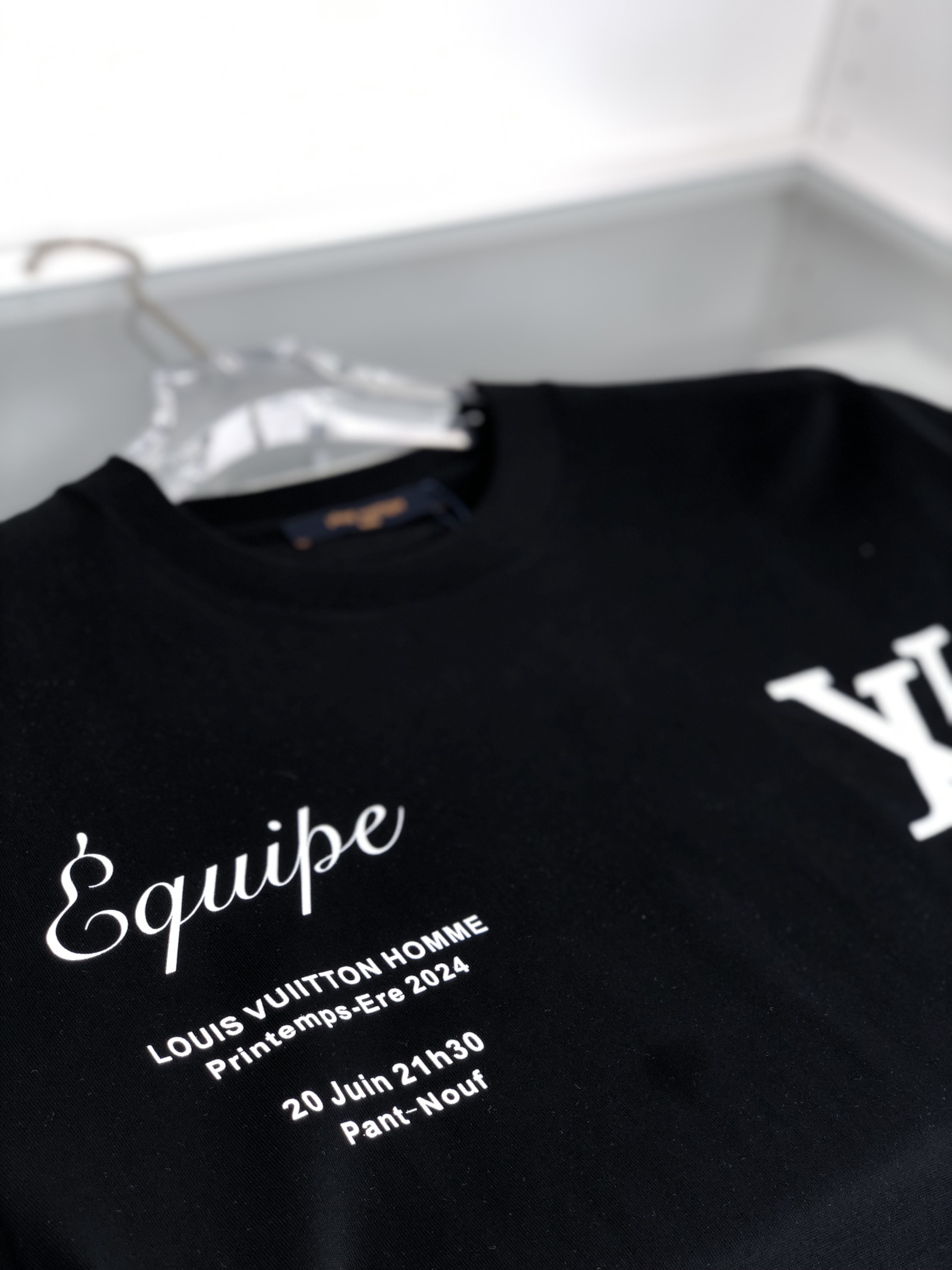 最高級ルイヴィトンスーパーコピー服 ルイヴィトンTシャツコピー チェーンディテールTシャツ ブラック 202405017 コットン 100% - 画像 (6)