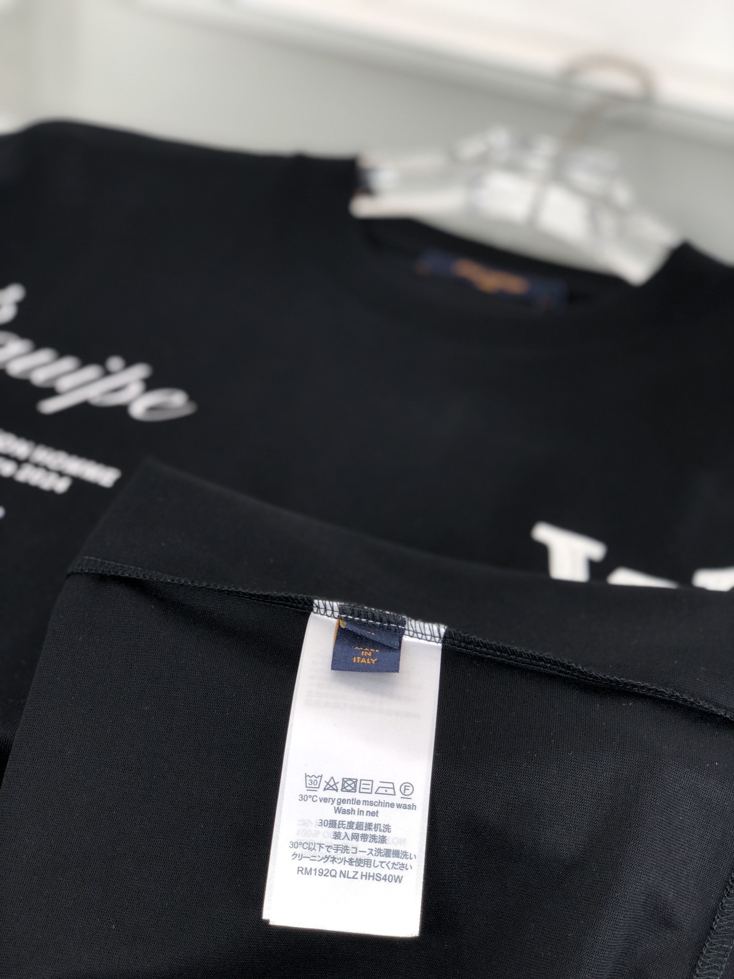 最高級ルイヴィトンスーパーコピー服 ルイヴィトンTシャツコピー チェーンディテールTシャツ ブラック 202405017 コットン 100% - 画像 (4)