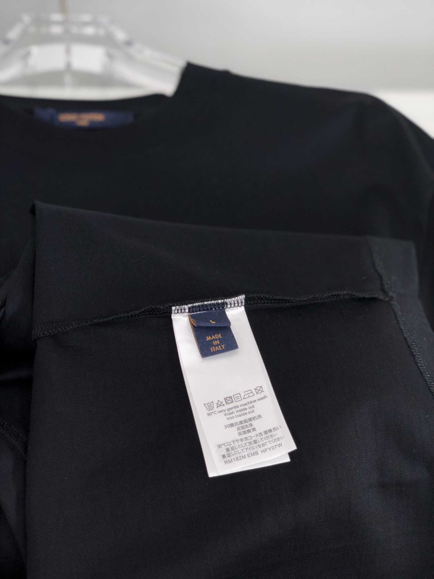 最高級ルイヴィトンスーパーコピー服 ルイヴィトンTシャツコピー チェーンディテールTシャツ ブラック 202405019 コットン 100% - 画像 (4)