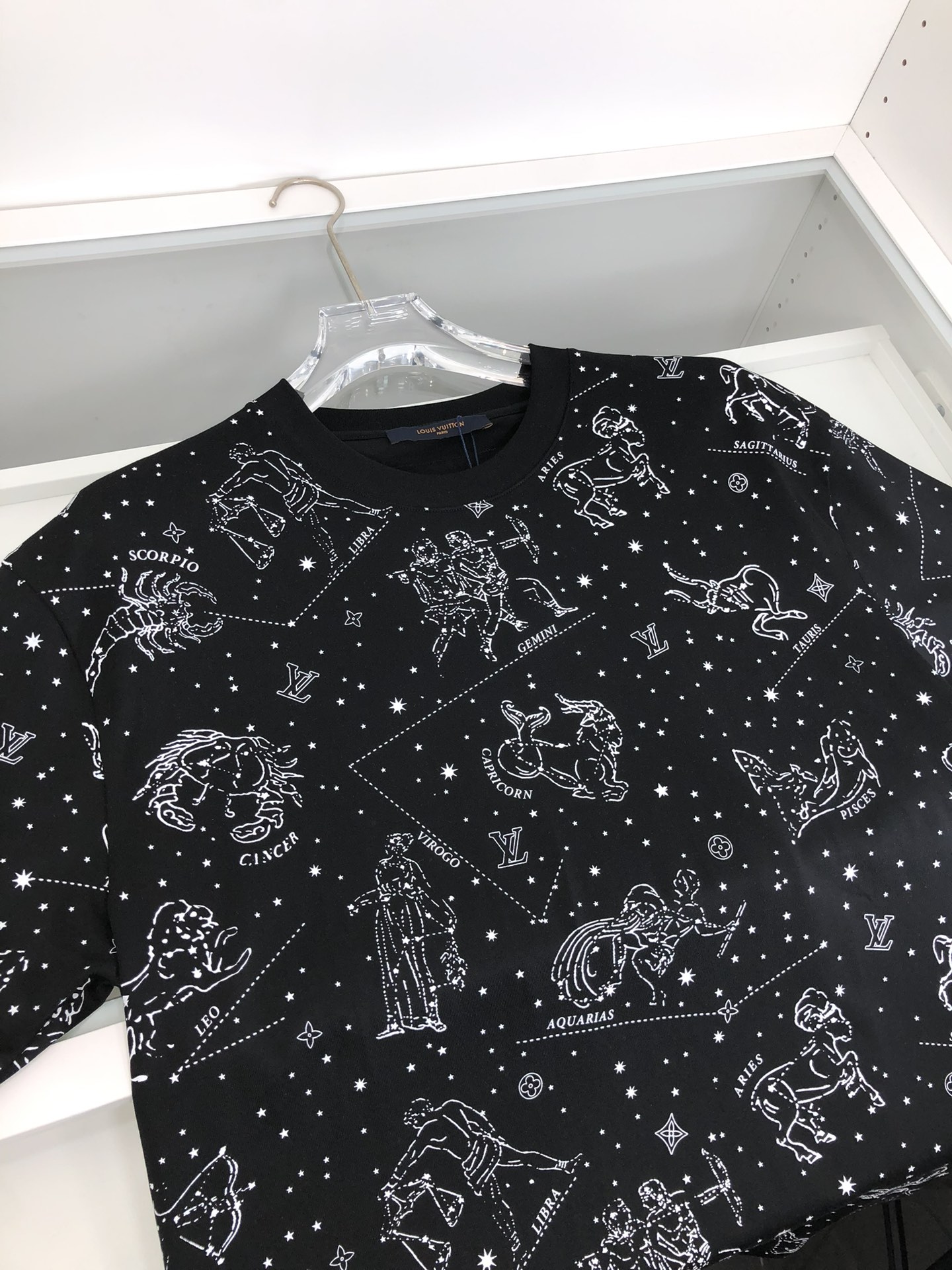 最高級ルイヴィトンスーパーコピー服 ルイヴィトンTシャツコピー モノグラムコットンピケTシャツ ブラック 202405027 コットン 100% - 画像 (8)