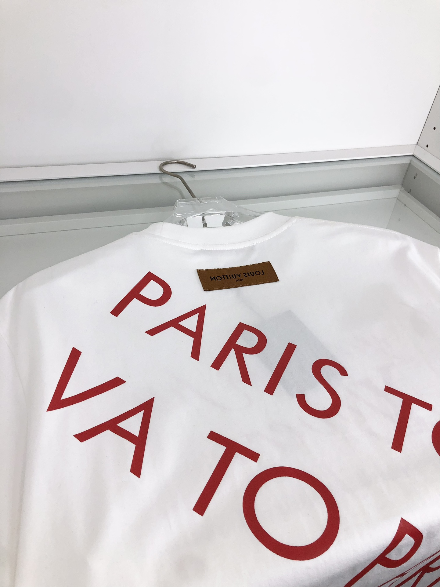 最高級ルイヴィトンスーパーコピー服 ルイヴィトンTシャツコピー Louis VuittonプリントTシャツ ホワイト 202405030 コットン 100% - 画像 (8)