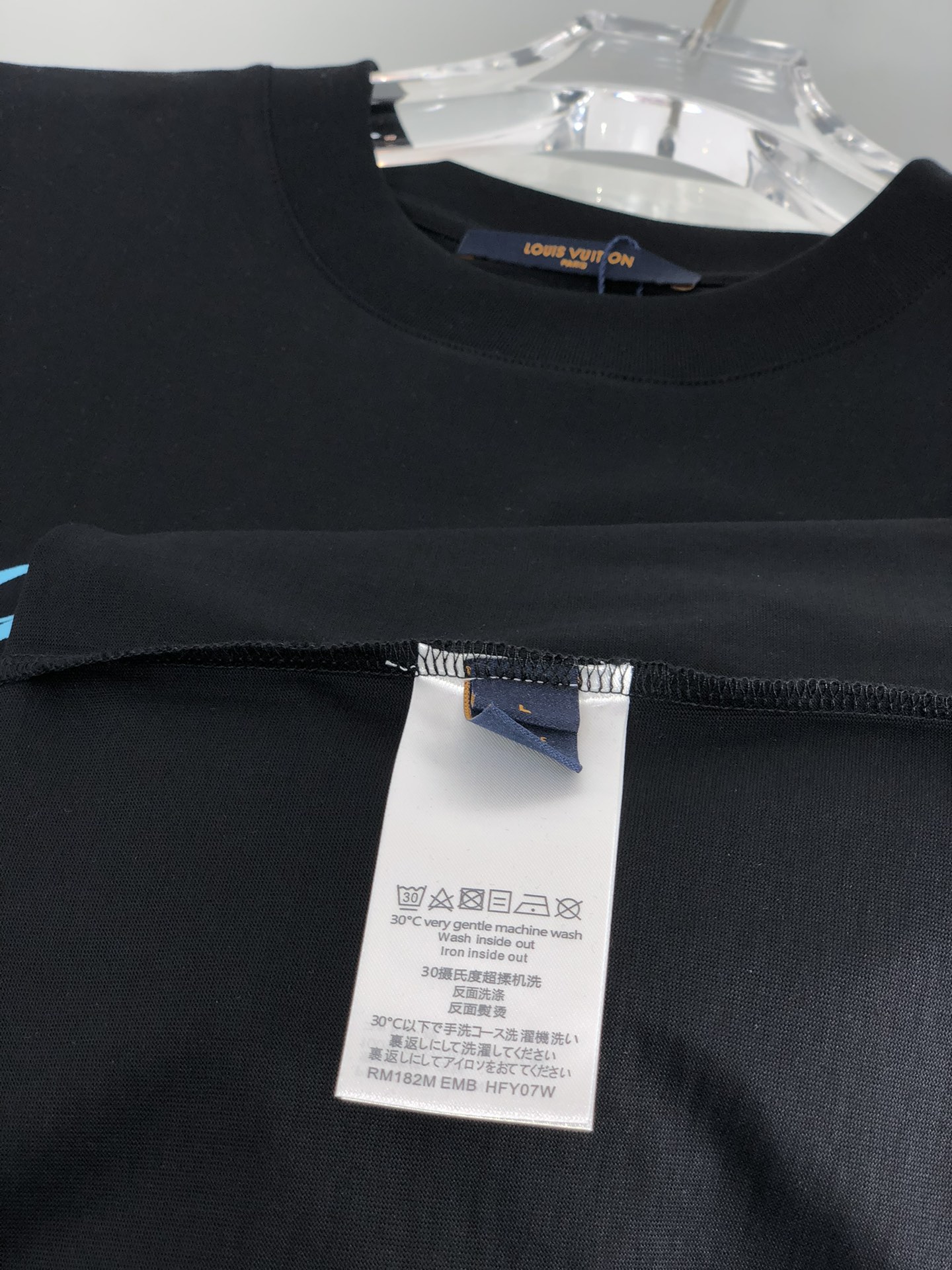 最高級ルイヴィトンスーパーコピー服 ルイヴィトンTシャツコピー Louis VuittonプリントTシャツ ブラック 202405031 コットン 100% - 画像 (3)