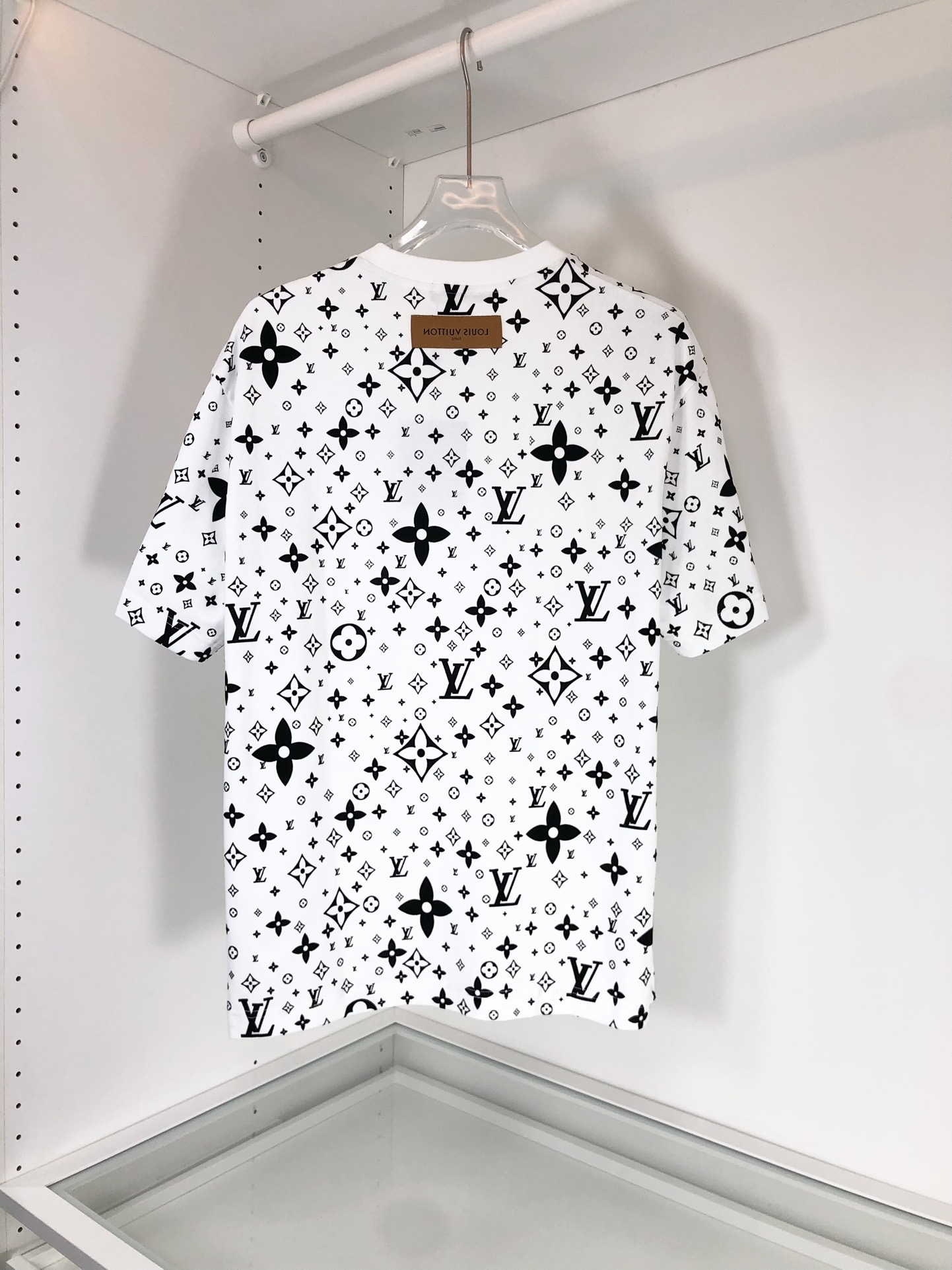 最高級ルイヴィトンスーパーコピー服 ルイヴィトンTシャツコピー フローラルモノグラムTシャツ ホワイト 202405032 コットン 100% - 画像 (9)